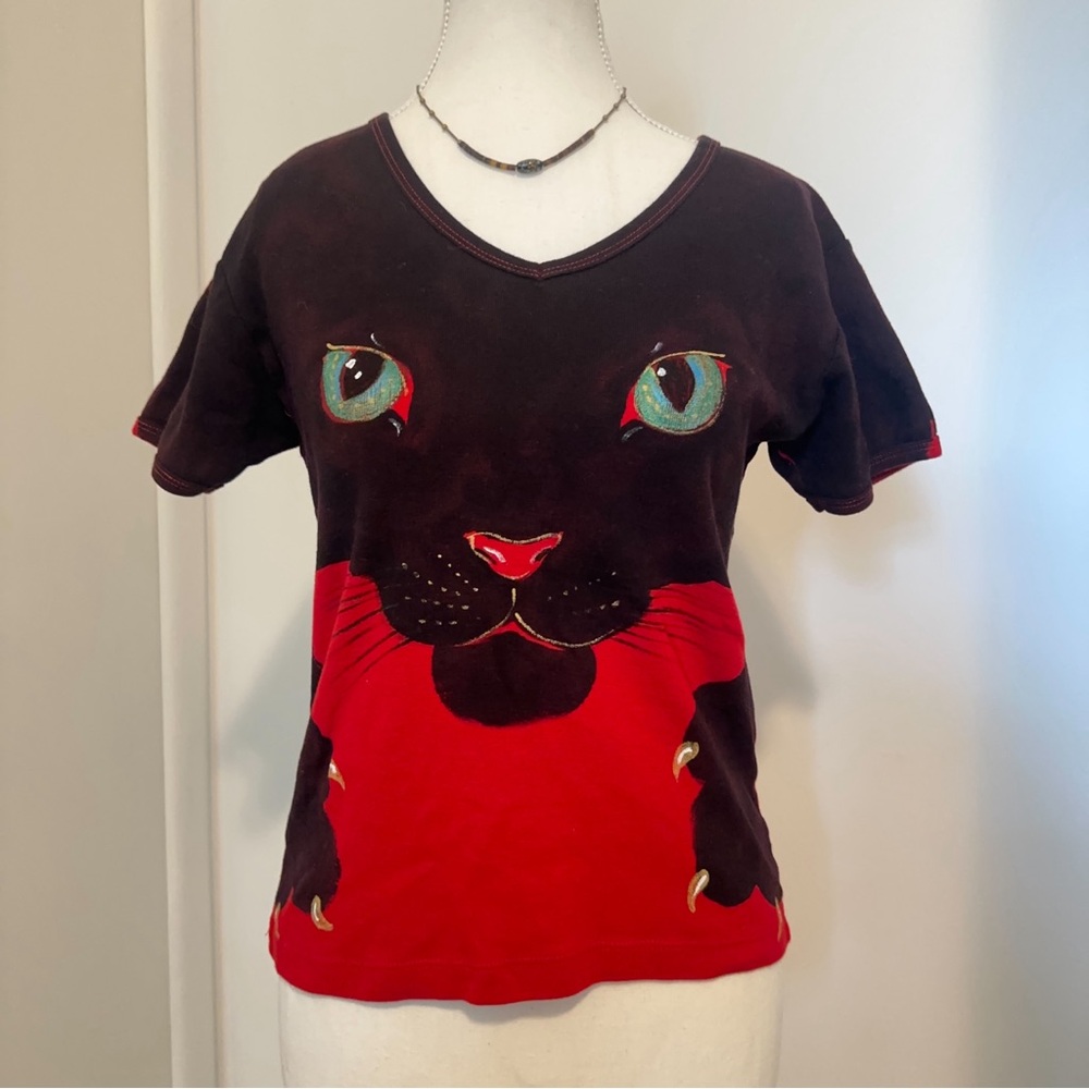 Women’s Graphic Tee